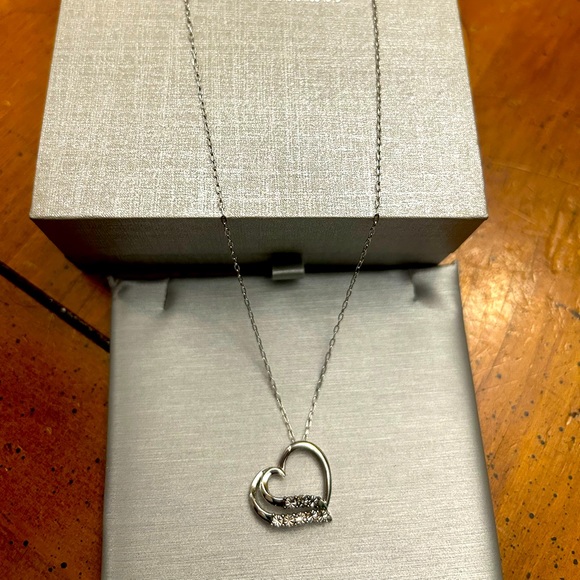 Double heart diamond necklace - Picture 4 of 4